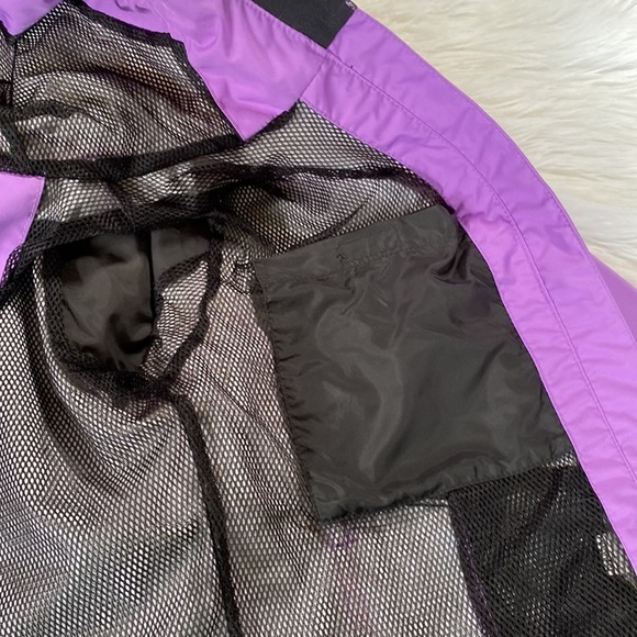 Helly Hansen • Bright Lavender Rain Coat Helly Tech Protection - Picture 13 of 16